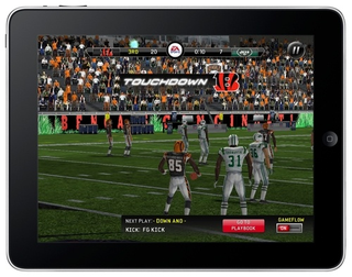Illustration for article titled Madden NFL 11 Arrives On iPad, iPhone The Same Day As Consoles